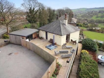 297 Stainland Road, Stainland, HX4 9EH