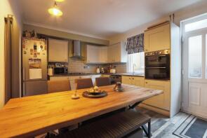 4a, Scar Lane, Ardsley, Barnsley S71 5BB