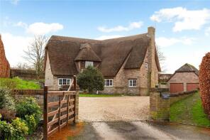 Hollytree House, Burr Lane, Shalbourne SN8 3PT