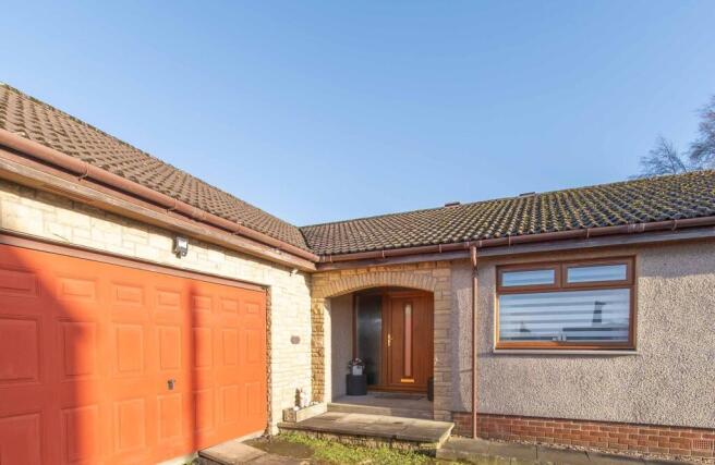 Garage & Entrance