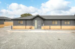 12, Greyhound Grove, Upminster RM14 3EQ