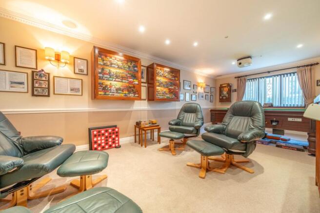 GAMES ROOM