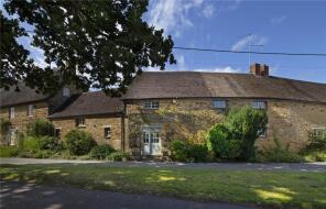 6 The Butterhouse, Market Square, Bicester OX25 5NY