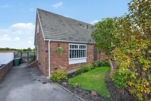 16, Cliff Drive, Crigglestone, Wakefield WF4 3EN