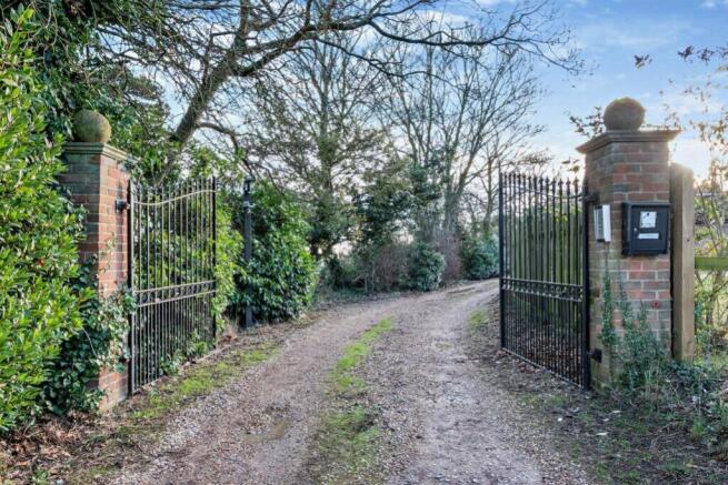 Entrance gates