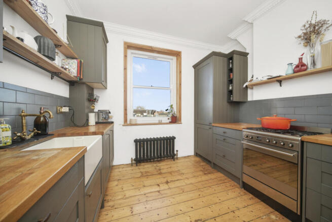 Two/Three Bedroom For Sale in Lower Clapton, E5