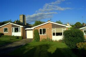 2, St Michaels Close, Marlborough SN8 2BT