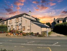 Toad Hall, The Square, Townshend TR27 6AF
