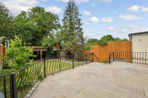 Hillview Avenue, Hornchurch, Essex