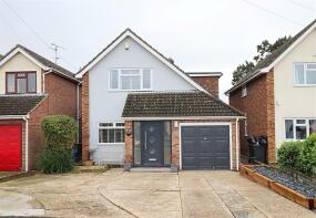 15, Meadow Close, Braintree CM7 5AE