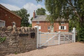 Fruit Farm House, Crowmoor Lane To Tillington, Hereford HR4 8LD