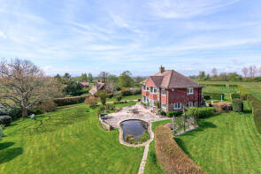 Little Platt, South Lane, Woods Corner, Heathfield TN21 9NJ