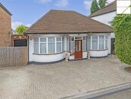 153, Hampton Road, London E4 8NS