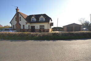 Three Ways, Colchester Road, Harwich CO12 5DA
