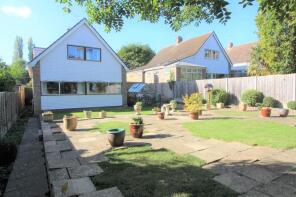 8, Farley Way, Bedford MK43 7QL