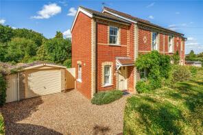 220, Almners Road, Chertsey KT16 0BL