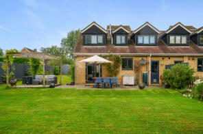 2, Old Dairy, Green Street, Ware SG11 2EE