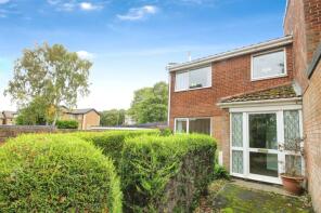 29, St Andrews Close, Blackhill DH8 8PX