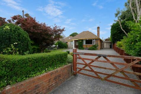 Staplewood Lane, Marchwood, Southampton, SO40 4WJ