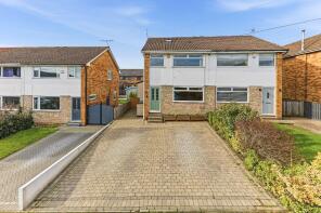 6, Topcliffe Avenue, Leeds LS27 8UJ