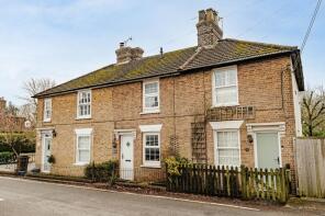2, Fernlea Cottages, The Street, Sittingbourne ME9 0BS