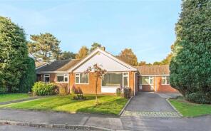2, Woodfield Park, Amersham HP6 5QQ