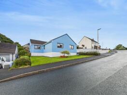 4, Lamack Vale, Tenby SA70 8DN