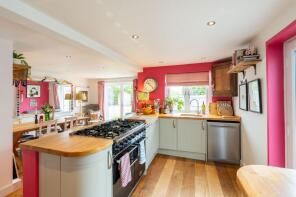15, Valentia Close, Kidlington OX5 3DF