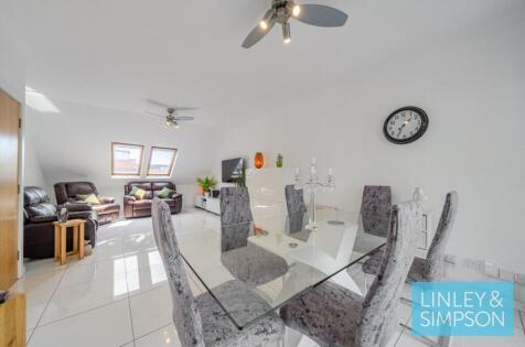 Turlow Court, Leeds, LS9