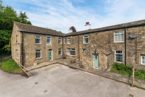 Broadstones House, The Green, Gilstead, Bingley BD16 3LT