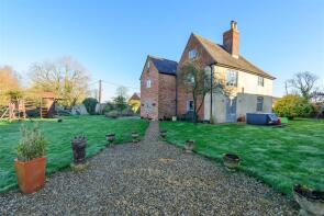 Grange Farm, Catthorpe Road, Shawell LE17 6AN