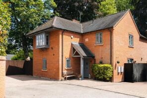 23, Valley Lane, Lutterworth LE17 4SA