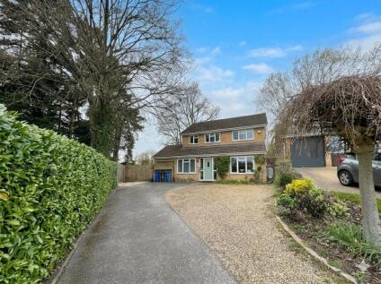 Priory Close, Fleet, Hampshire, GU51