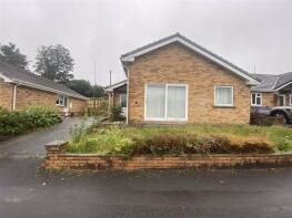 9, Bron Y Glyn, Bronwydd, Carmarthen SA33 6JB