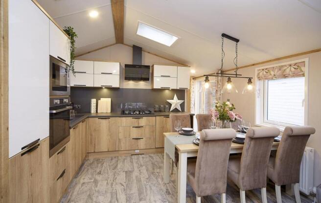 atlas-2022-ovation-lodge-011-1536x975.jpg