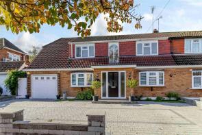 69, The Meadows, Brentwood CM13 3RW
