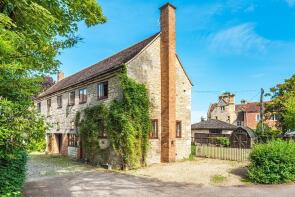 Clematis Cottage, Haresfield Court, Haresfield To Gloucester Road, Haresfield, Stonehouse GL10 3DU