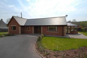 8, Griffin Meadow, Felinfach, Brecon LD3 0UJ