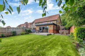 2, Manor Farm Barns, The Street, Greywell, Hook RG29 1DB