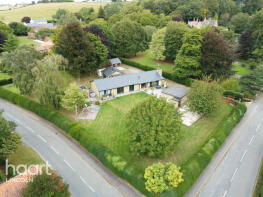 Robins Gate, Main Street, Burton, Lincoln LN1 2RD