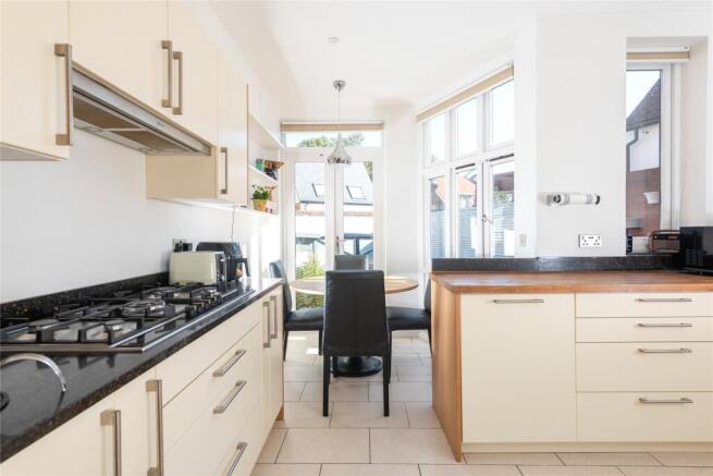Kitchen/Breakfast