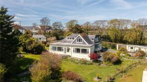 Porthallow House, Bridals Lane, Killigarth, Looe PL13 2JG