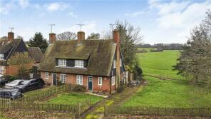 4, Bury Cottages, Essendon Hill, Essendon, Hatfield AL9 6AG