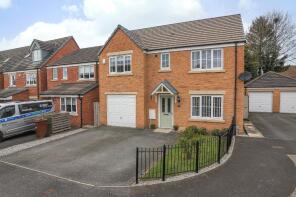 12, Holme Farm Way, Pontefract WF8 3FB