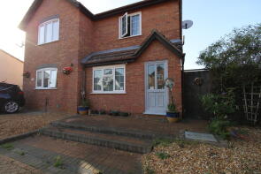 30, Tharp Way, Chippenham CB7 5QG
