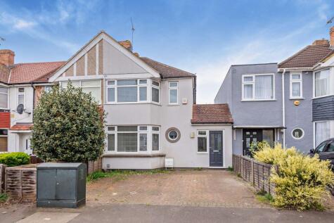 Cravan Avenue, Feltham
