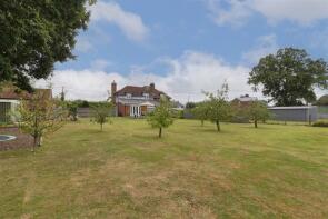 Poplar View, Maidstone Road, Tonbridge TN12 9AG