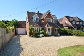 Field View, London Road, Milton Common, Thame OX9 2NU