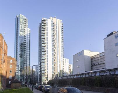 Woodberry Grove, London, N4