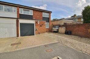 10, Greenlea Close, Waterlooville PO7 5BA